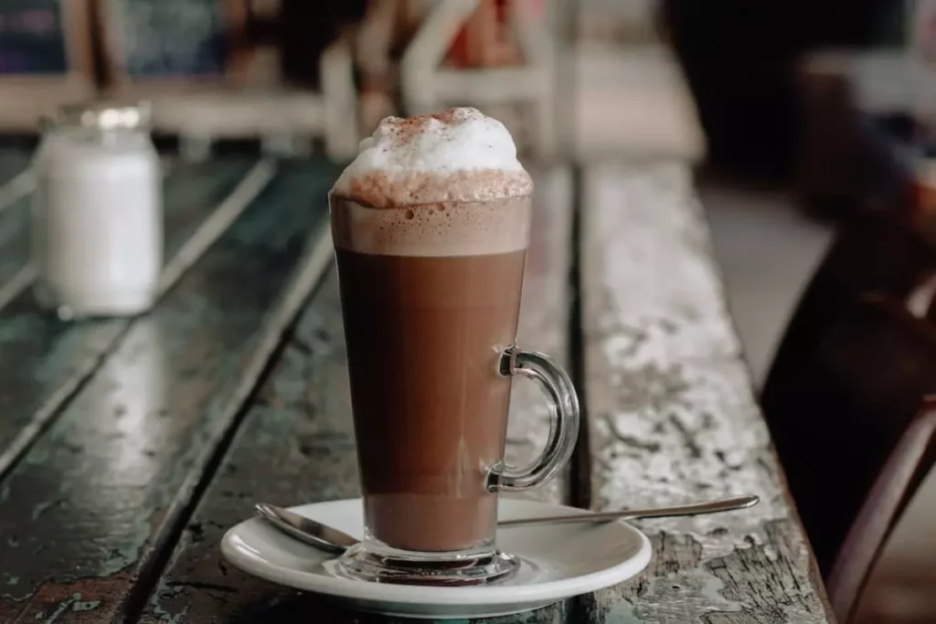 Chocolate Quente: Aconchego em Uma Xícara