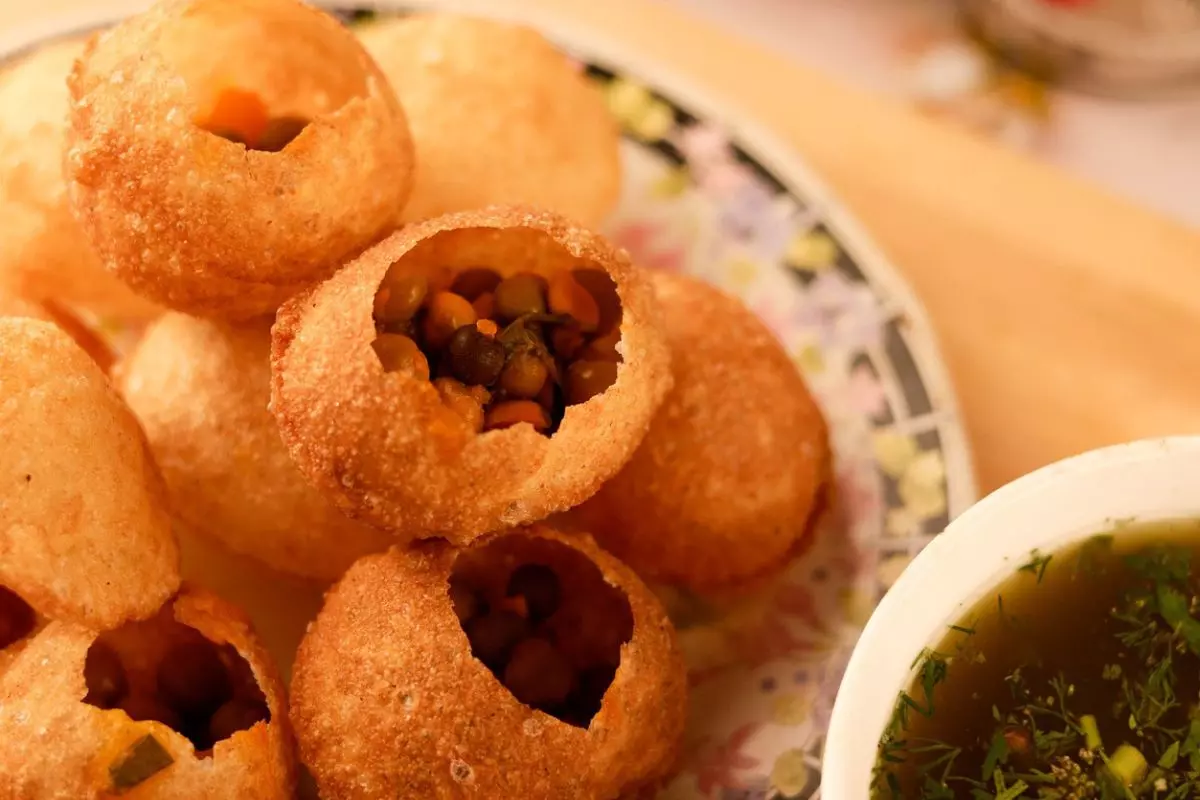 Pani Puri Delicia da Cozinha Indiana na Sua Mesa