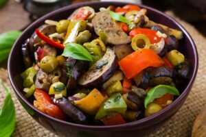 Salada de Berinjela Especialmente Saborosa e Versátil